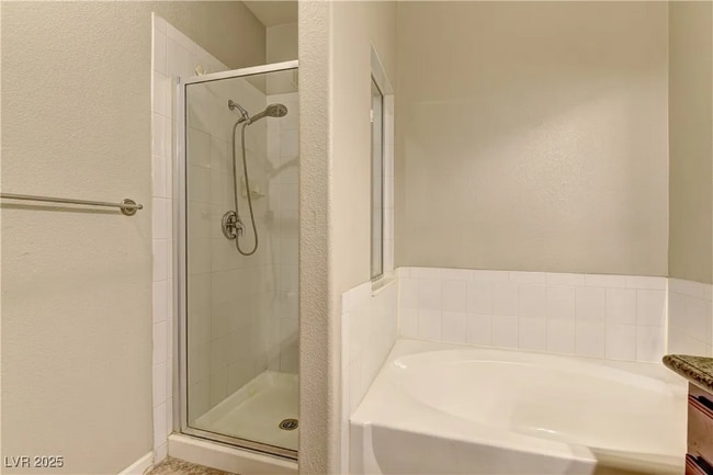 1621 Queen Victoria St, Unit 203 in Las Vegas, NV - Foto de edificio - Building Photo