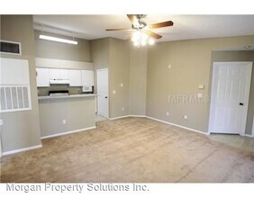 5112 Park Central Dr-Unit -#631 in Orlando, FL - Building Photo - Building Photo