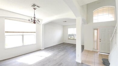 5627 Florence Harbor Dr in Orlando, FL - Building Photo - Building Photo