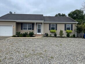 5 Cable Rd in Ocean Township, NJ - Building Photo - Building Photo