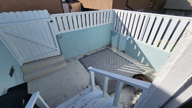 625 Prospect Ave in Hermosa Beach, CA - Foto de edificio - Building Photo