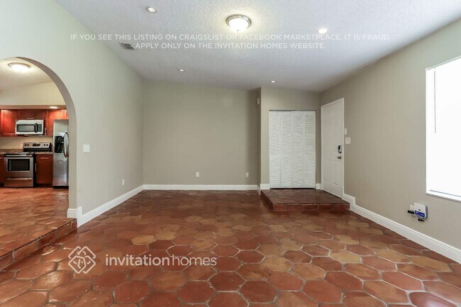 21332 SW 97th Pl in Cutler Bay, FL - Building Photo - Building Photo