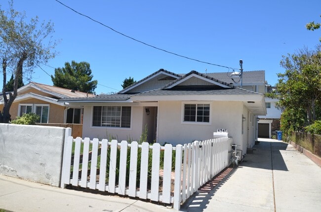 property at 4541 W 172nd St