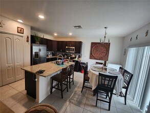 511 Big Sioux Ct in Kissimmee, FL - Foto de edificio - Building Photo