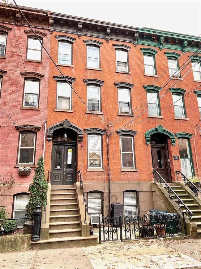 property at 221 8th St
