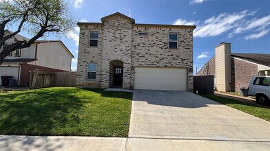 5023 W Harrow Dr in Houston, TX - Building Photo - Building Photo