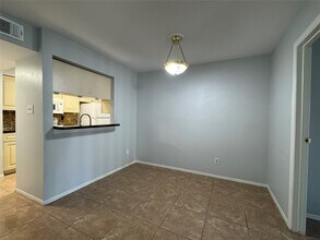 4001 E NASA Pkwy in El Lago, TX - Building Photo - Building Photo