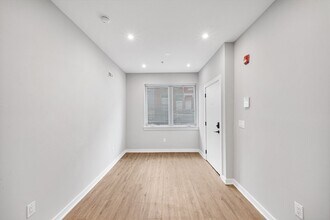 1725 N 25th St-Unit -Unit 1 in Philadelphia, PA - Building Photo - Building Photo