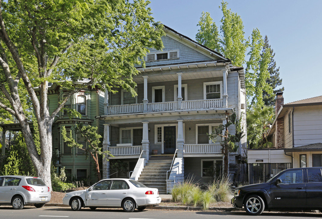 1307 G St in Sacramento, CA - Building Photo