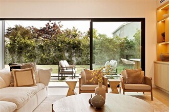 3962 Alla Rd in Los Angeles, CA - Building Photo - Building Photo