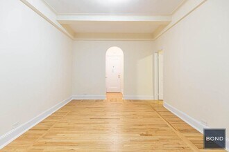166 Second Avenue in New York, NY - Building Photo - Building Photo