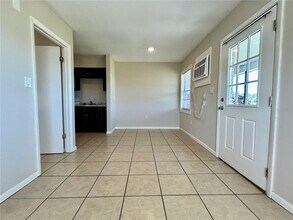 3706 N Scenic Hwy in Lake Wales, FL - Building Photo - Building Photo