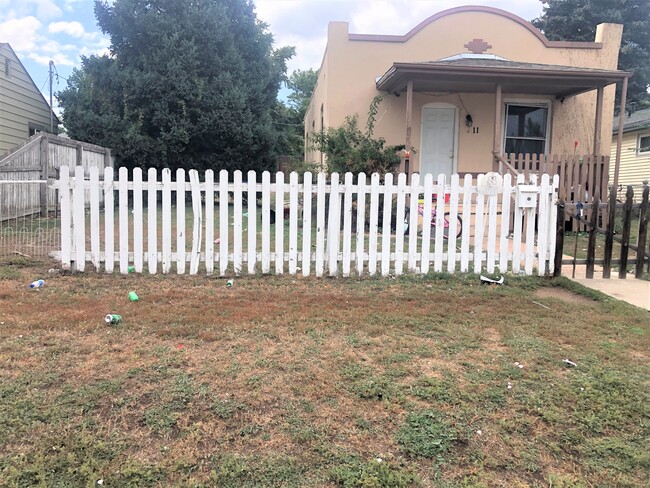property at 11 S Meade St