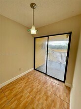 500 NW 210th St in Miami Gardens, FL - Building Photo - Building Photo