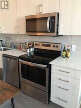 591 Sheppard Ave E in Toronto, ON - Building Photo - Building Photo