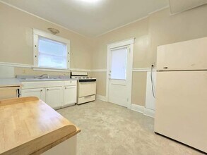 218 E Navarre St in South Bend, IN - Building Photo - Building Photo