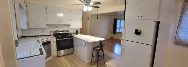 10738 SE 165th St in Renton, WA - Building Photo - Building Photo