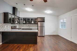 3105 W 27th St in Los Angeles, CA - Building Photo - Building Photo