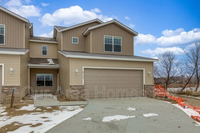 property at 6773 Gingham Ct