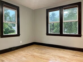1657 Minnehaha Ave E in St. Paul, MN - Building Photo - Building Photo