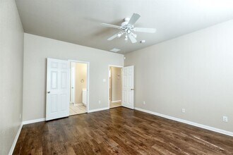 2744 Kickapoo Cavern Dr in Pflugerville, TX - Building Photo - Building Photo
