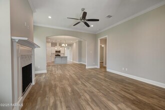 209 Bennington Ln in Youngsville, LA - Building Photo - Building Photo