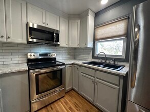 718 E Maple Ave, Unit K in Gastonia, NC - Building Photo - Building Photo