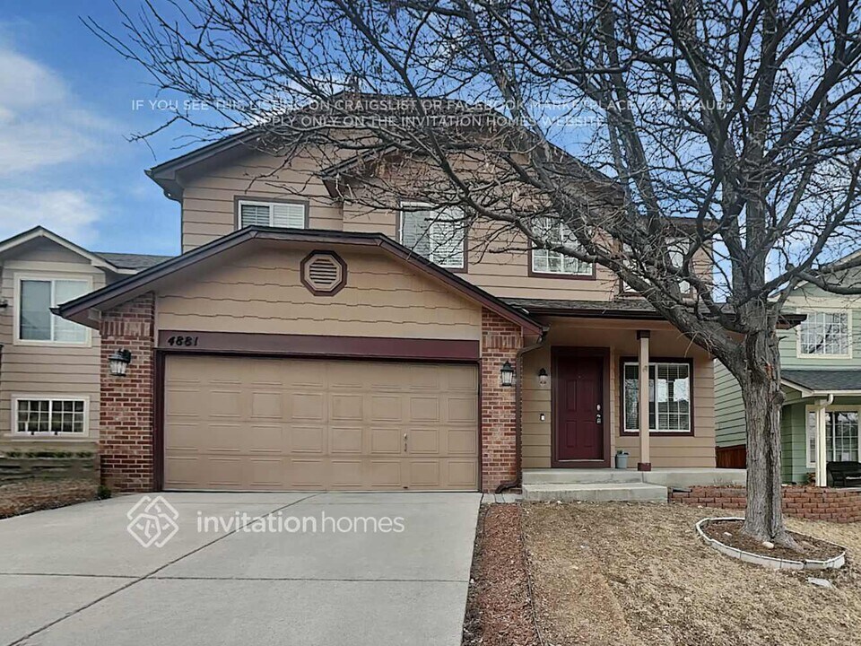 4881 N Silverlace Dr in Castle Rock, CO - Building Photo