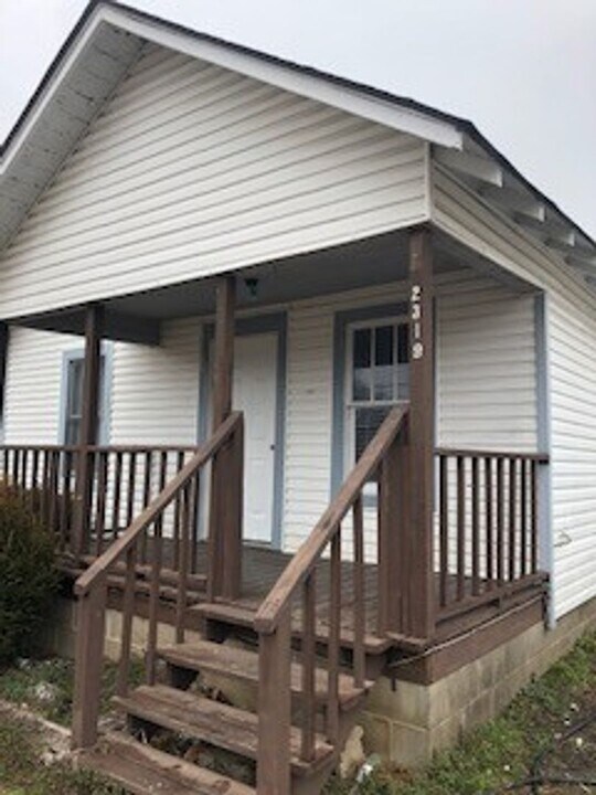 2319 Savannah St in Fort Smith, AR - Building Photo