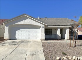 3637 Nairobi Ln in North Las Vegas, NV - Building Photo