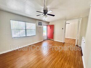 321 24th Ave N in St. Petersburg, FL - Building Photo - Building Photo