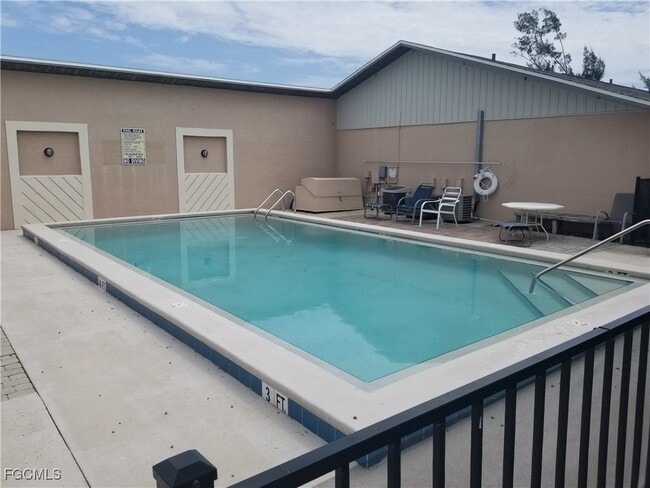 property at 923 Gleason Pkwy