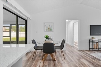 205 Red Maple Dr in Kissimmee, FL - Building Photo - Building Photo