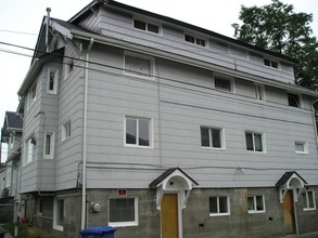 644 N Trafton St in Tacoma, WA - Foto de edificio - Building Photo