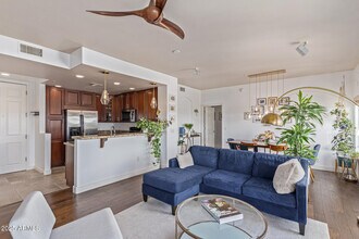 5450 E Deer Valley Dr in Phoenix, AZ - Building Photo - Building Photo