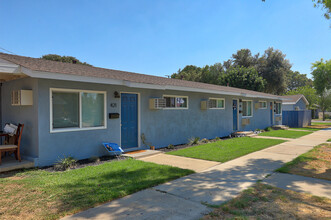 324 W Park St in Ontario, CA - Building Photo - Building Photo