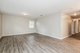 913 E Ida St in Tampa, FL - Building Photo - Building Photo