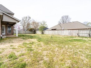 600 Cornell St in Bentonville, AR - Building Photo - Building Photo