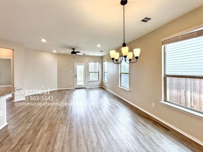 106 Sweet Autumn Dr in Georgetown, TX - Building Photo - Building Photo