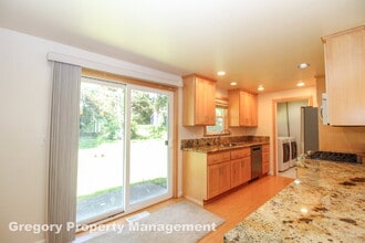 2509 202nd Pl SW in Lynnwood, WA - Building Photo - Building Photo