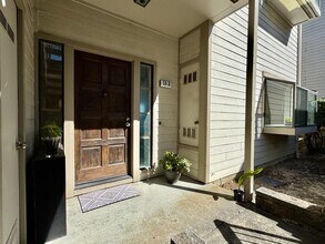 59 Appian Way in South San Francisco, CA - Building Photo - Building Photo