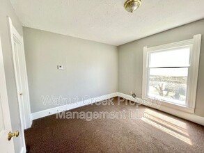 229 Gates Ave in Elyria, OH - Foto de edificio - Building Photo