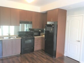 3135 Boxford Cres in Mississauga, ON - Building Photo - Building Photo