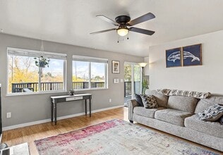 312 N 18th Ave in Yakima, WA - Building Photo - Building Photo