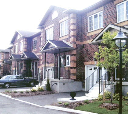 Woolwich Apartments in Kitchener, ON - Building Photo