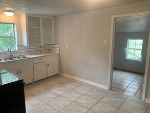 2306 28th Ave N in Texas City, TX - Building Photo - Building Photo