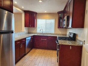1605 Flores St in Seaside, CA - Building Photo - Building Photo