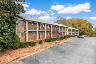 Westhampton Court Apartment Homes in Atlanta, GA - Building Photo