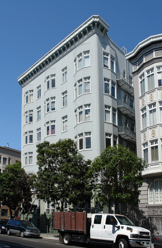 Frontenac Apartments in San Francisco, CA - Building Photo - Building Photo