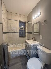 654 E 81st St in Chicago, IL - Building Photo - Building Photo